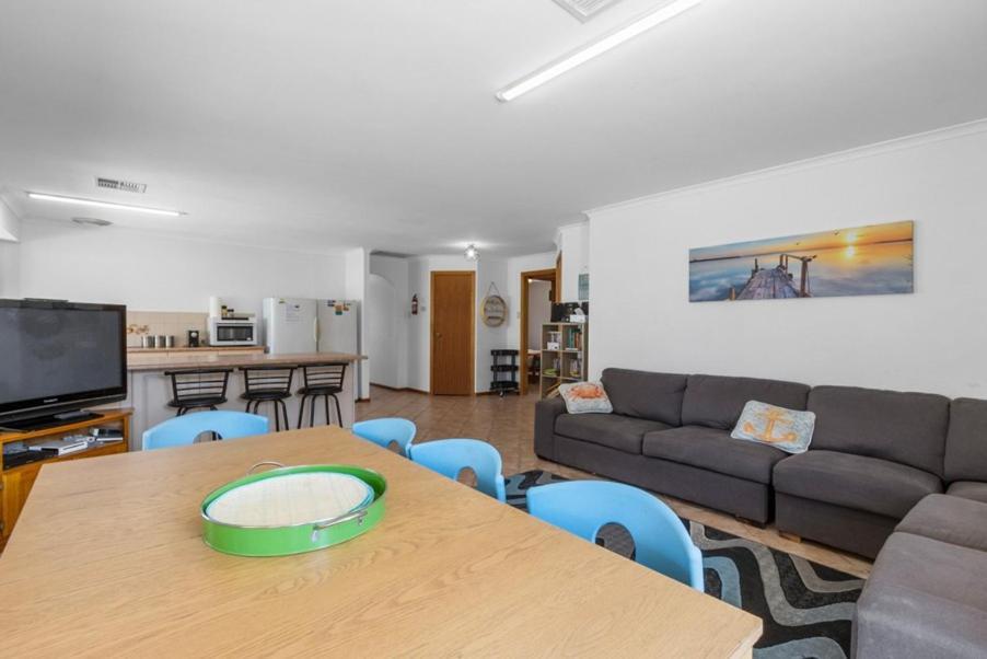 Ardrossan Hotel Motel المظهر الخارجي الصورة